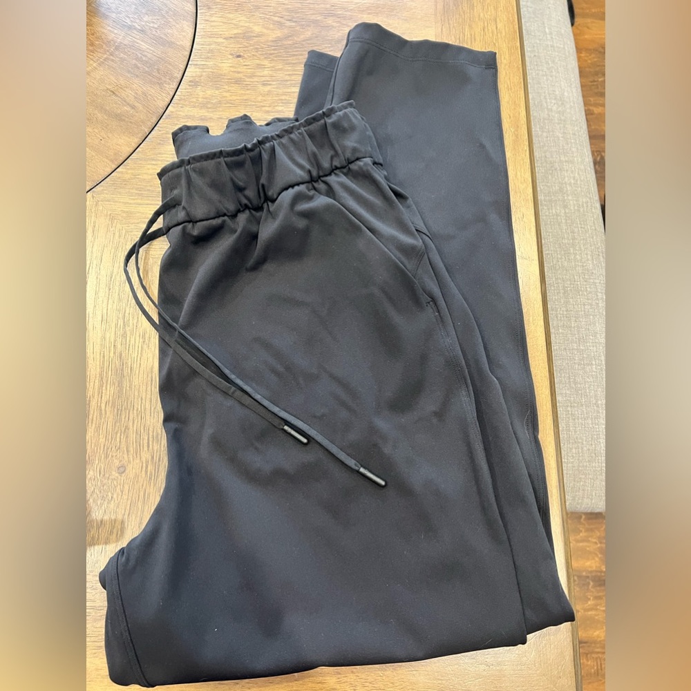 Lululemon jogger pants , size 10